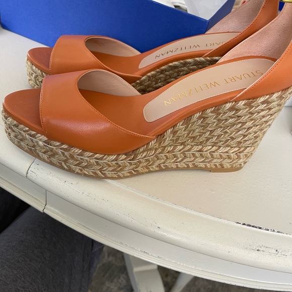 Stuart Weitzman Tan Wedge Sandals - Picture 2 of 5